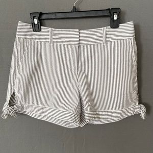 LOFT Women's Size 2 Outlet Gray White Striped 4 inch Side Tie Shorts